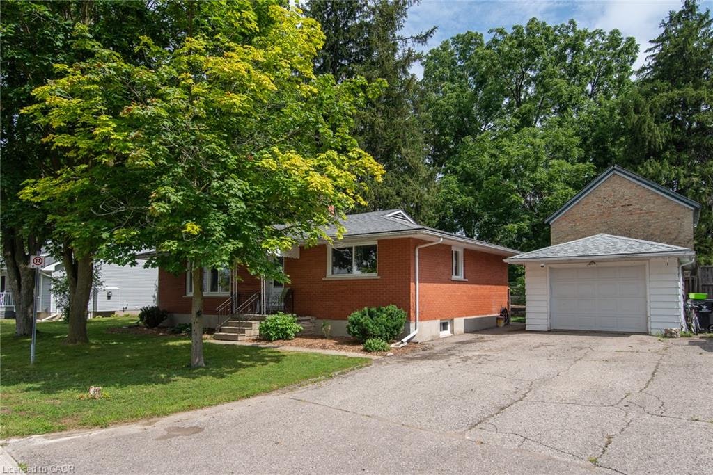 13 Lewis Street, Township of Wilmot, ON, N3A 1P5