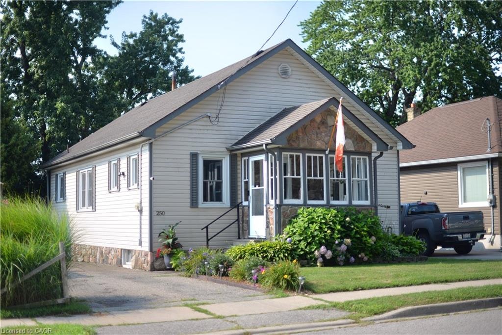 250 Grove Street, Norfolk County, ON, N3Y 1K9