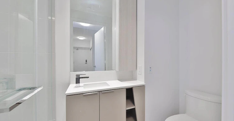 4001-3900 Confederation Parkway, Mississauga, ON, L5B 0M3 - 5