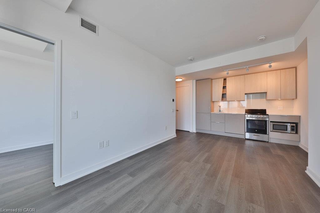 4001-3900 Confederation Parkway, Mississauga, ON, L5B 0M3 - 18