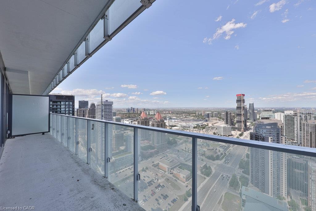 4001-3900 Confederation Parkway, Mississauga, ON, L5B 0M3 - 28