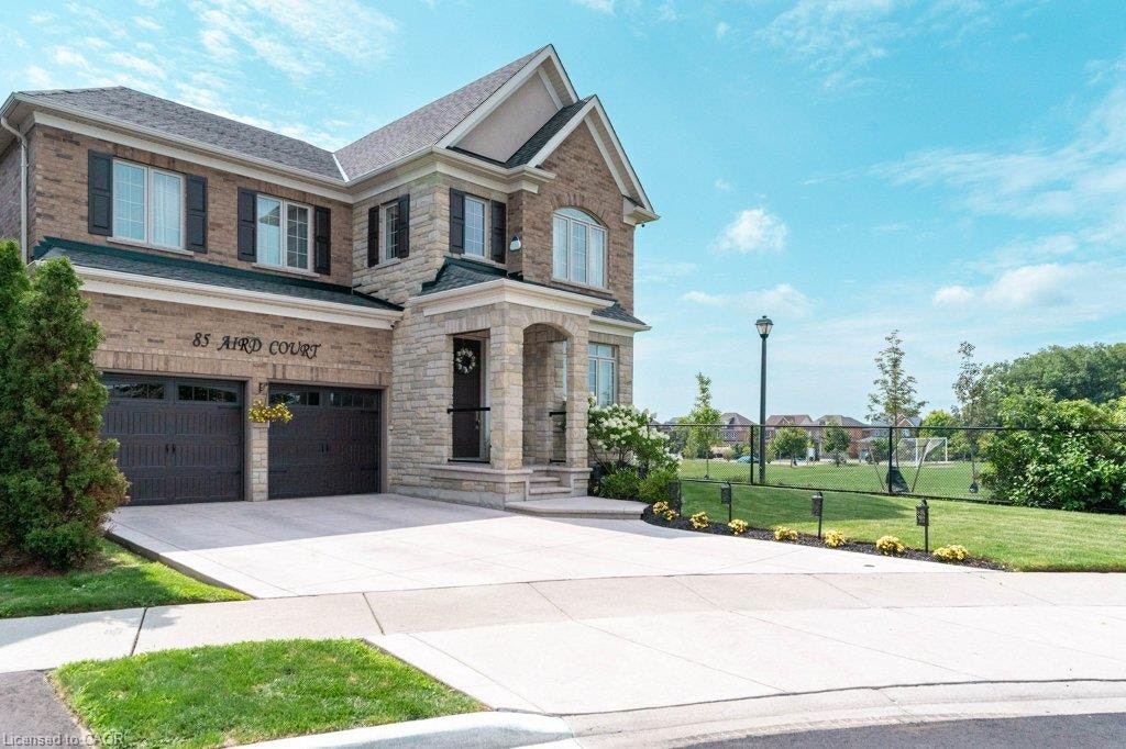 85 Aird Court, Milton, ON, L9T 8B6