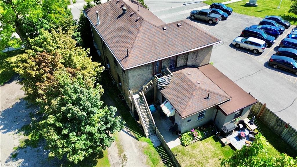 135 Sherwood Drive, Brantford, ON, N3T 1N8