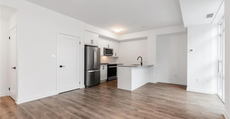 238-10 Mallard Trail, Hamilton, ON, L0R 2H1 - 7