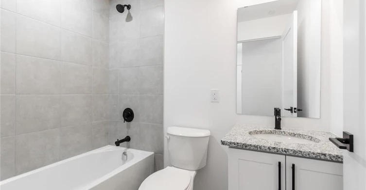 238-10 Mallard Trail, Hamilton, ON, L0R 2H1 - 6