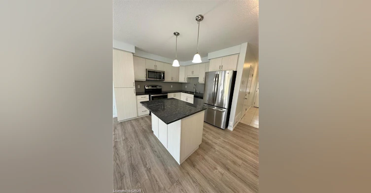 574 Blair Creek Drive, Kitchener, ON, N2P 0E4 - 3