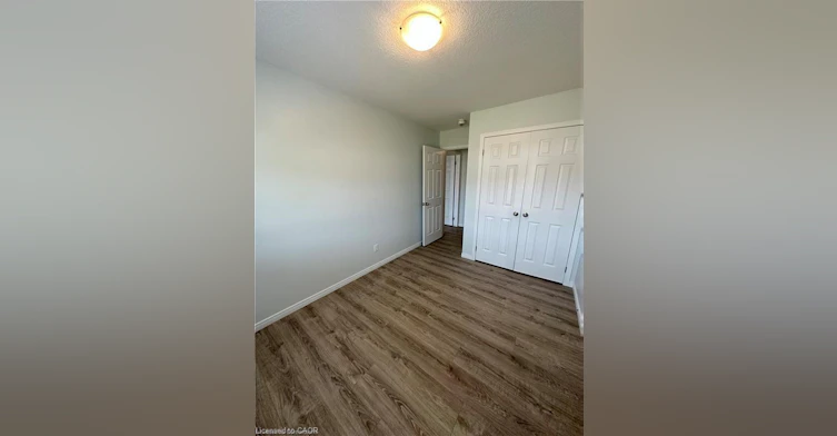 574 Blair Creek Drive, Kitchener, ON, N2P 0E4 - 9