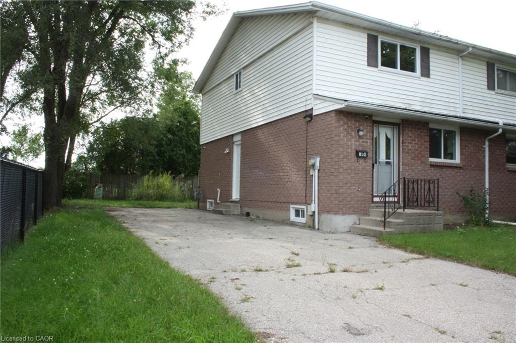 144 Sekura Crescent, Cambridge, ON, N1R 7G1