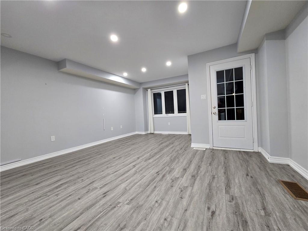 404 Linden Drive, Cambridge, ON, N3H 0C6 - 4