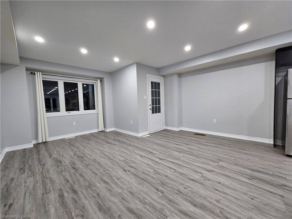 404 Linden Drive, Cambridge, ON, N3H 0C6 - 3