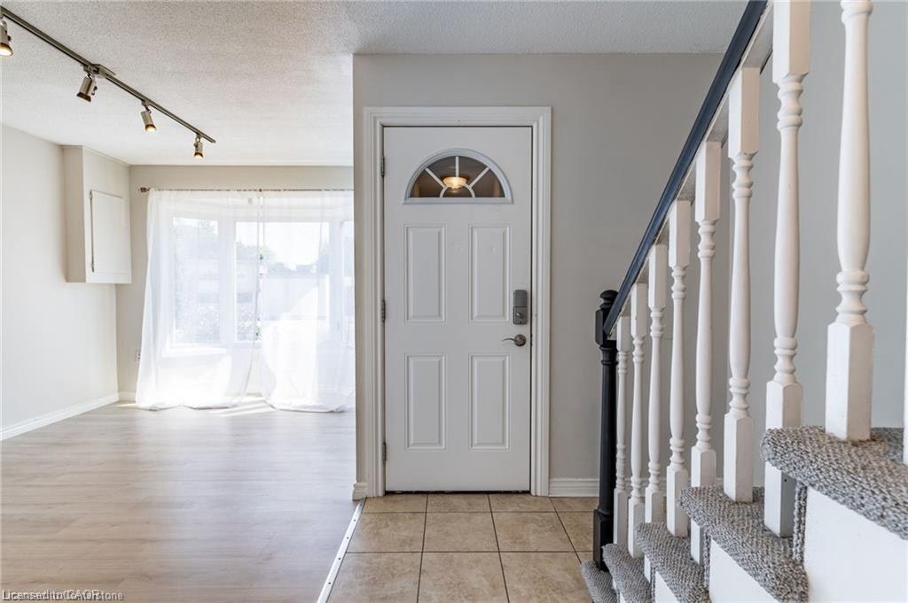 1-563 James Street N, Hamilton, ON, L8L 1J8 - 4
