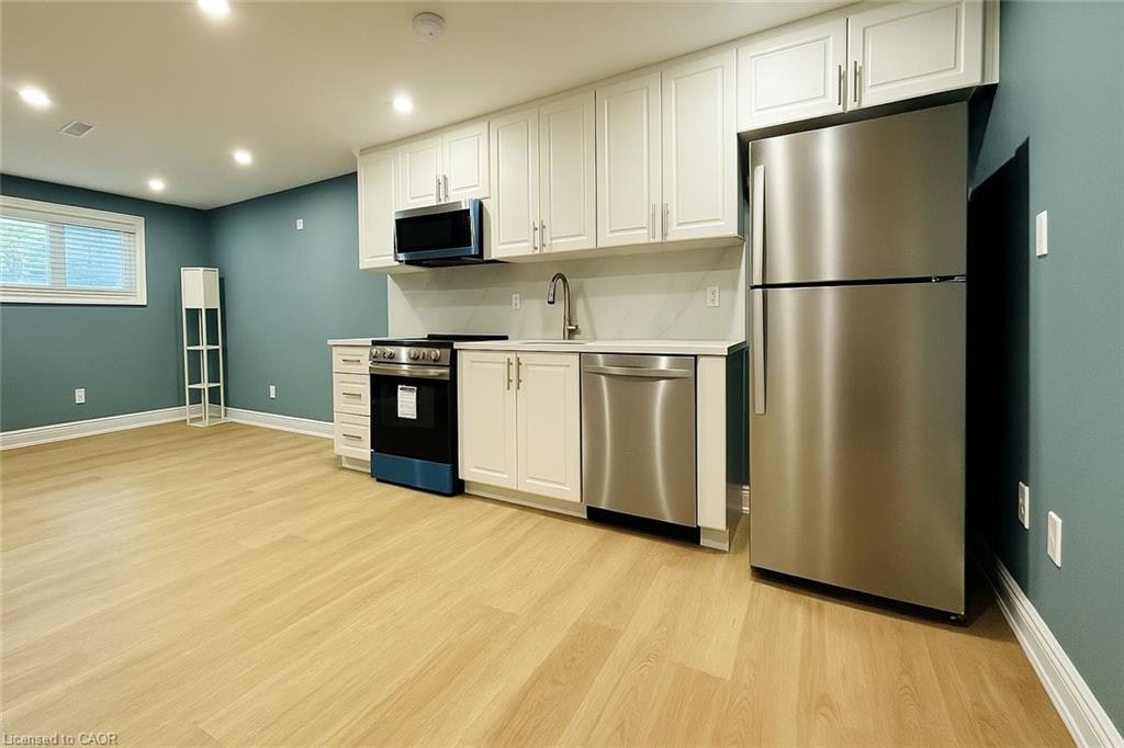 Lower-255 Pineland Place, Waterloo, ON, N2T 2S4 - 3