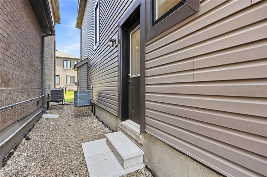 26 Orr Avenue, Erin, ON, N0B 1T0 - 17