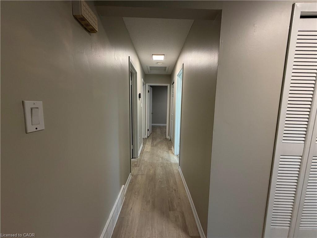Upper Level-70 Eagen Drive, Kitchener, ON, N2M 1W4 - 8