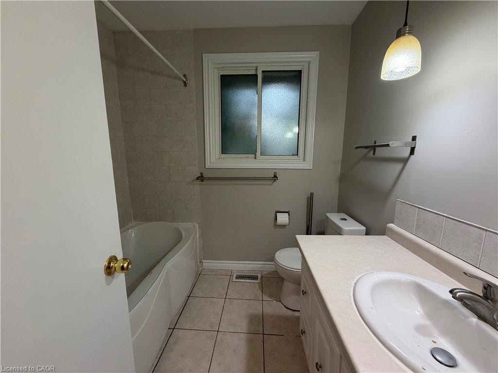 Upper Level-70 Eagen Drive, Kitchener, ON, N2M 1W4 - 12