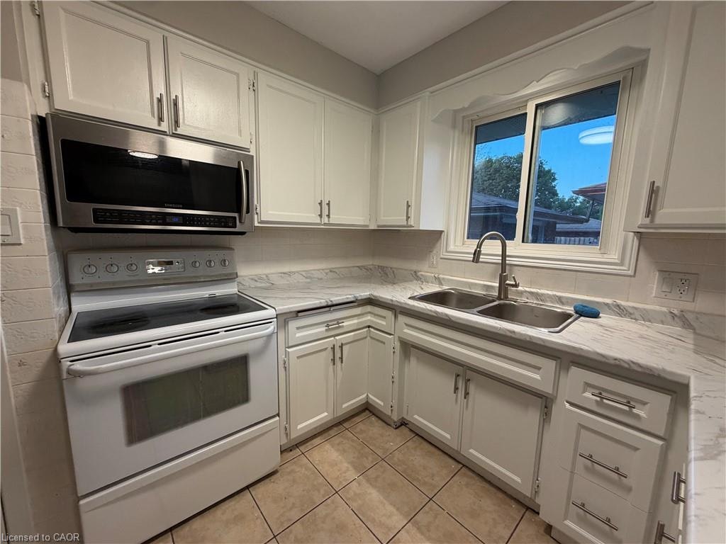 Upper Level-70 Eagen Drive, Kitchener, ON, N2M 1W4 - 6
