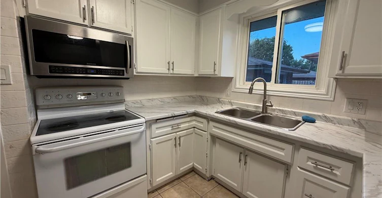 Upper Level-70 Eagen Drive, Kitchener, ON, N2M 1W4 - 6