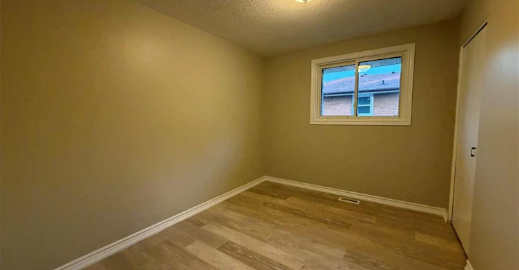 Upper Level-70 Eagen Drive, Kitchener, ON, N2M 1W4 - 11