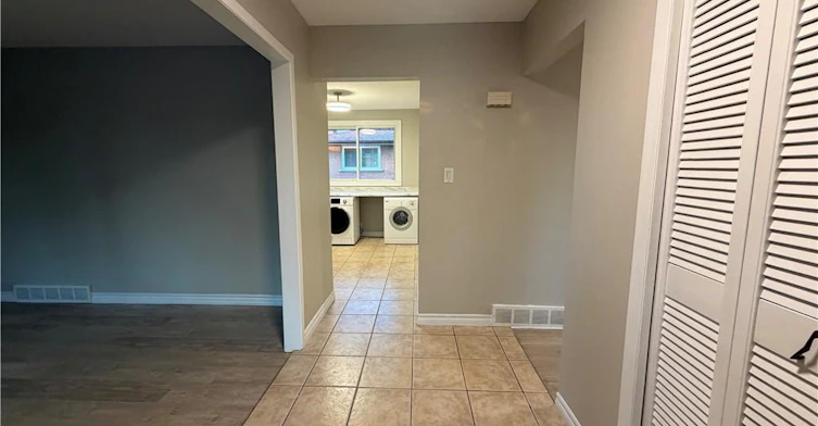 Upper Level-70 Eagen Drive, Kitchener, ON, N2M 1W4 - 2