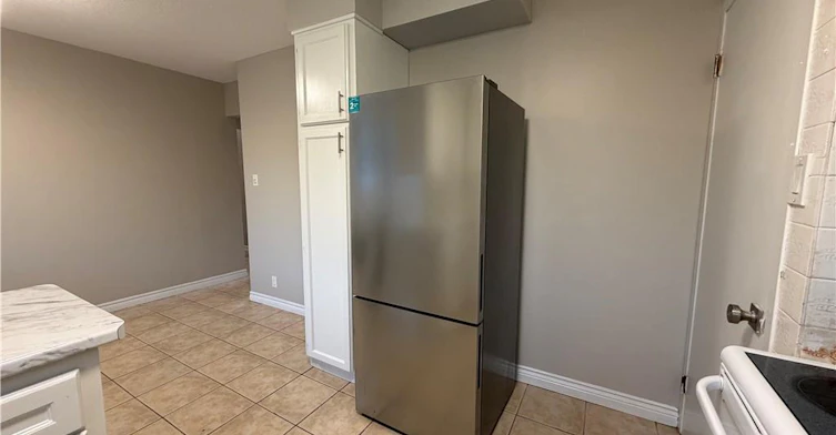 Upper Level-70 Eagen Drive, Kitchener, ON, N2M 1W4 - 7