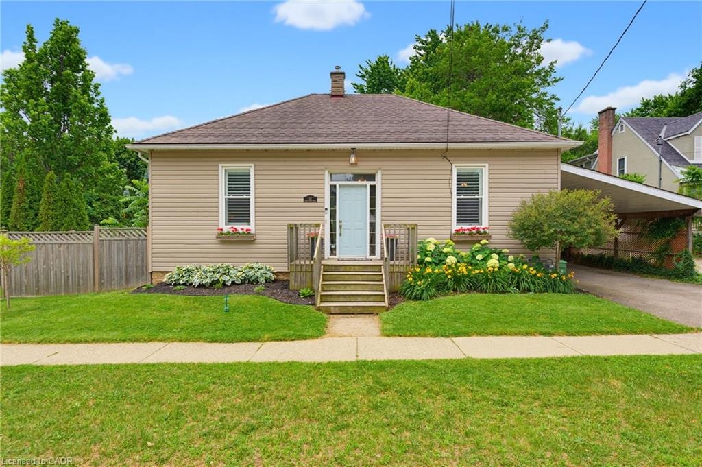 57 Main Street N, Hamilton, ON, L0R 2H0