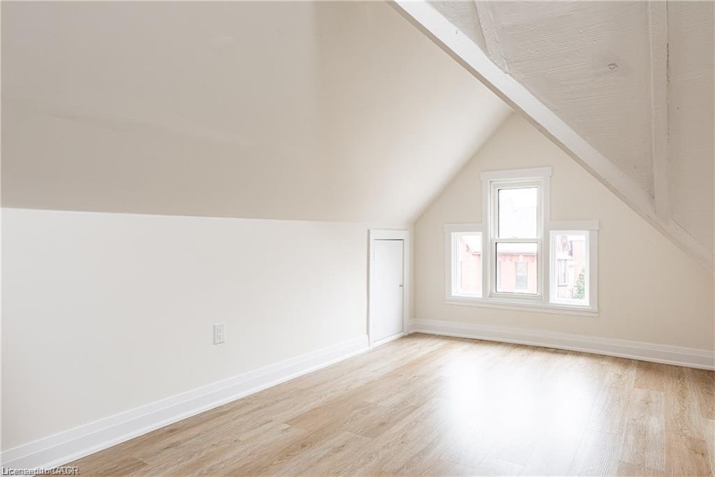 4-106 East Avenue S, Hamilton, ON, L8N 2T7 - 11