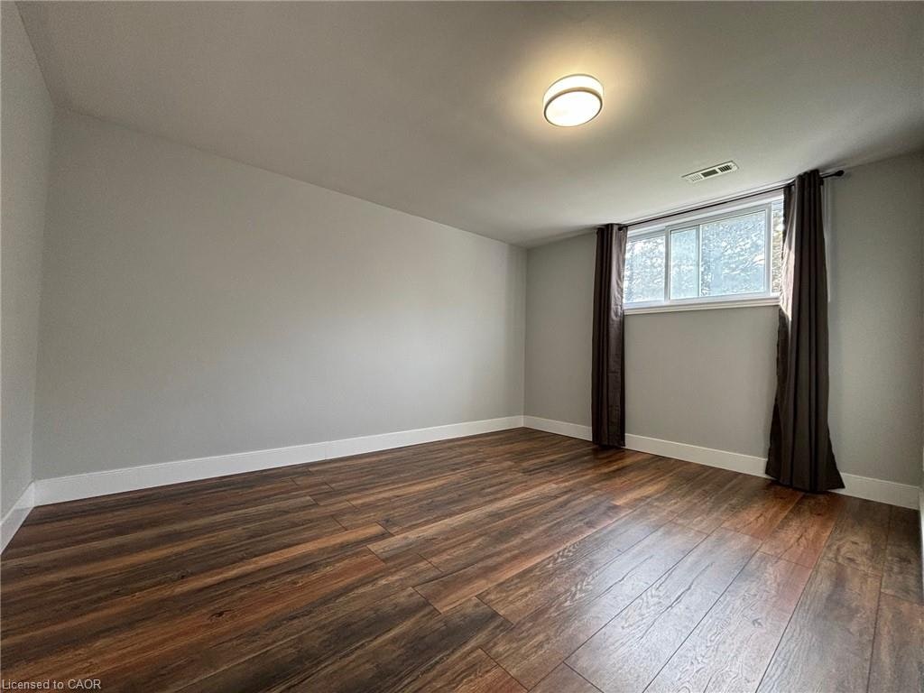 Lower-49 Westchester Drive, Kitchener, ON, N2B 3L6 - 8