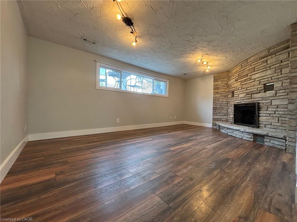 Lower-49 Westchester Drive, Kitchener, ON, N2B 3L6 - 3
