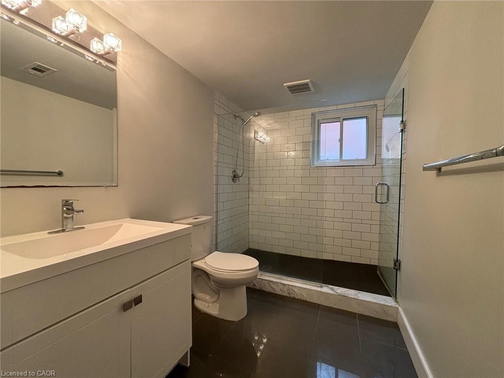 Lower-49 Westchester Drive, Kitchener, ON, N2B 3L6 - 11