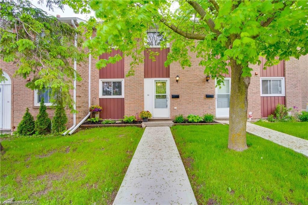 32-206 Green Valley Drive, Kitchener, ON, N2P 1G9