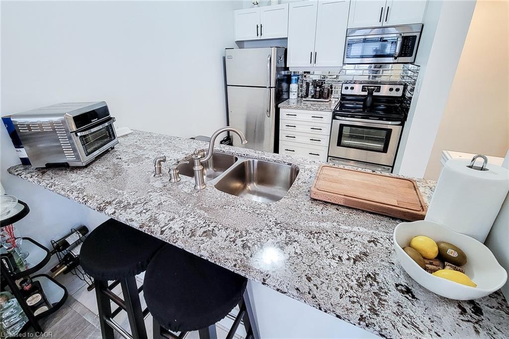 45-201 Westbank Trail, Hamilton, ON, L8J 0H4 - 16