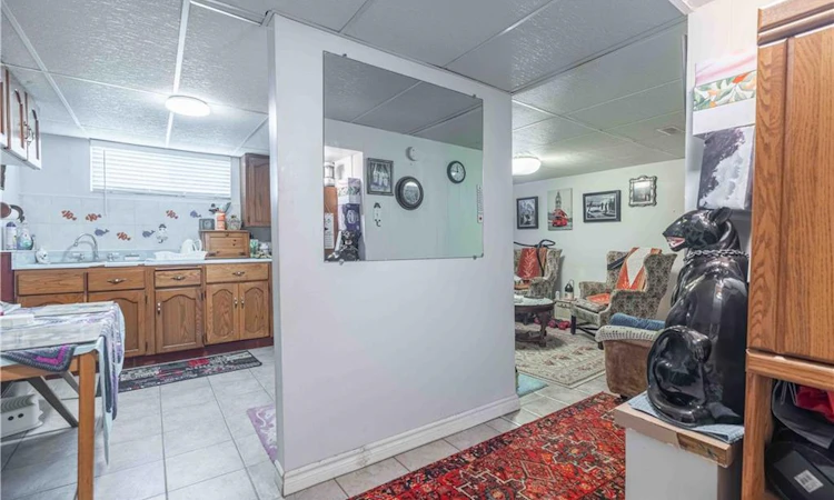 374 Upper Wentworth Street