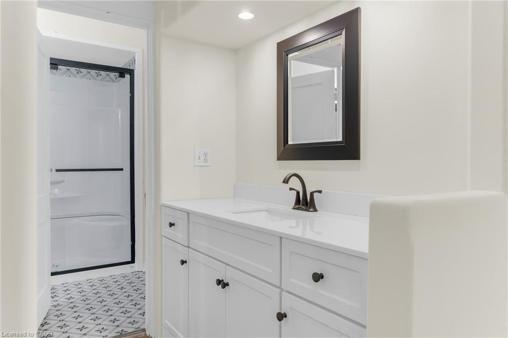 4-409 Charlton Avenue W, Hamilton, ON, L8P 2E6 - 12