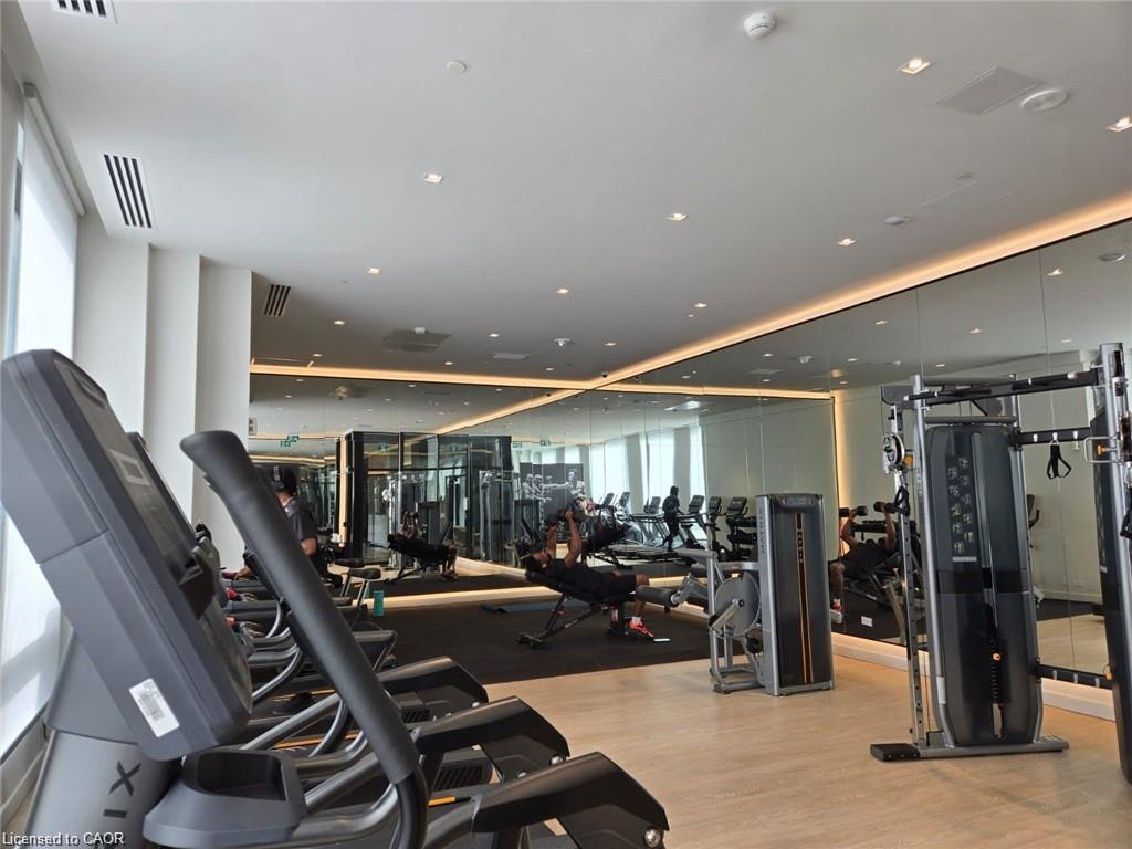 824 Room 2-1 Jarvis Street, Hamilton, ON, L8R 0A8 - 12