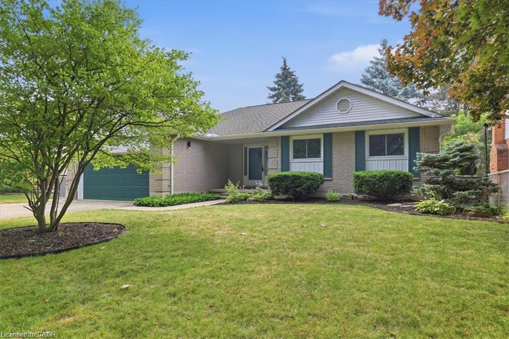 369 Crimson Drive, Waterloo, ON, N2K 2V2