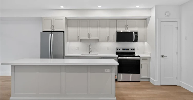 3-332 King Street W, Hamilton, ON, L9H 1W6 - 22