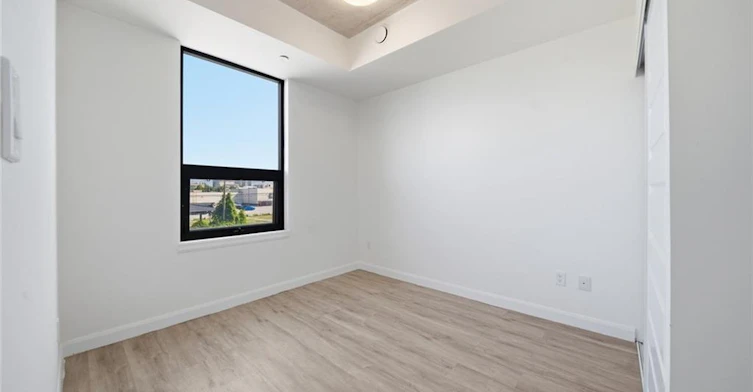 202-7 Erie Avenue, Brantford, ON, N3S 2E7 - 18
