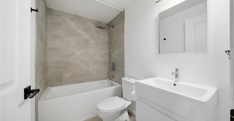 202-7 Erie Avenue, Brantford, ON, N3S 2E7 - 10