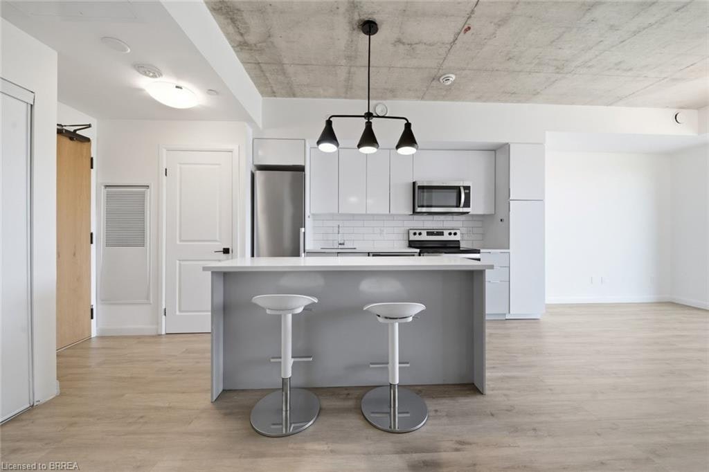 202-7 Erie Avenue, Brantford, ON, N3S 2E7 - 11