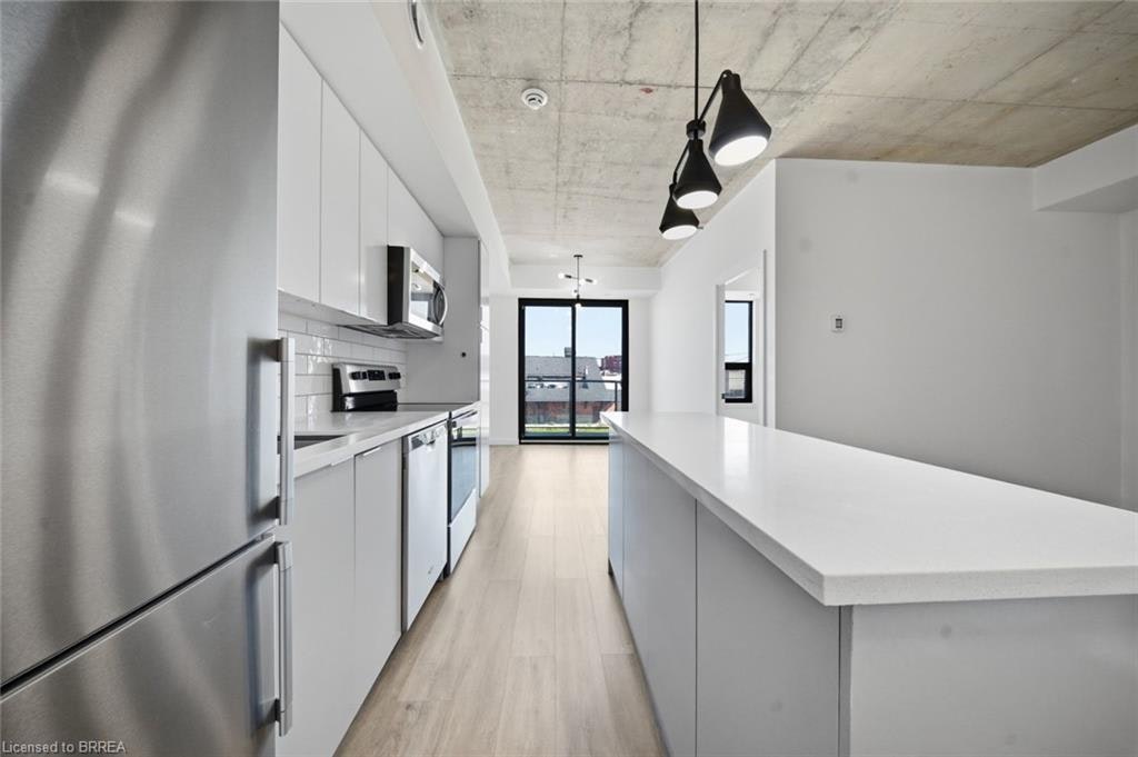 202-7 Erie Avenue, Brantford, ON, N3S 2E7 - 14