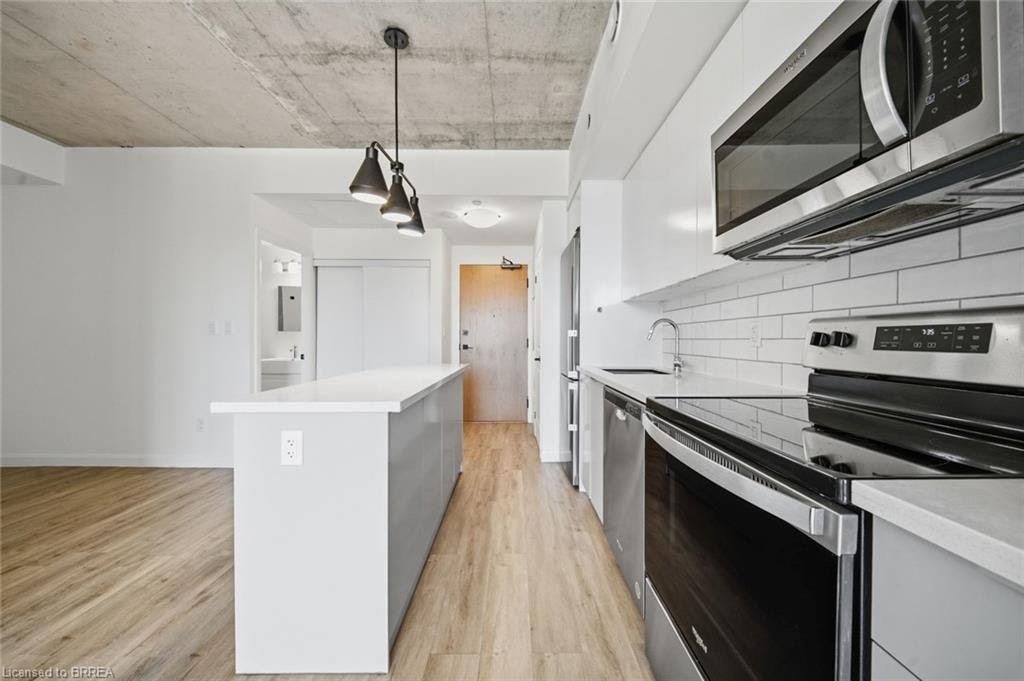 202-7 Erie Avenue, Brantford, ON, N3S 2E7 - 13