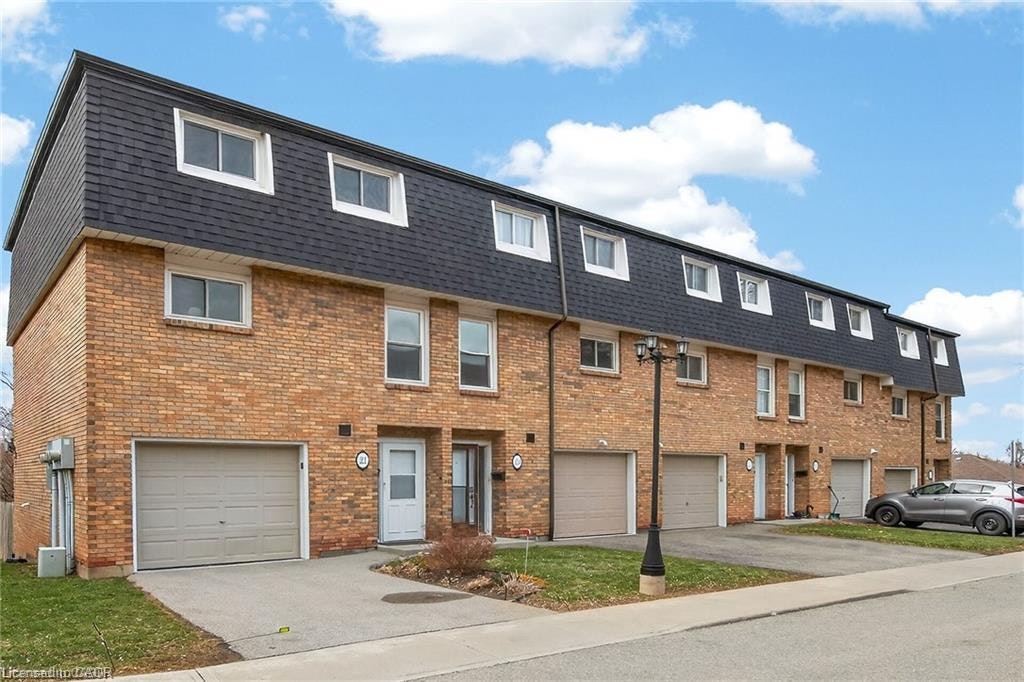 23 Rosedale Court, Hamilton, ON, L8B 4G1
