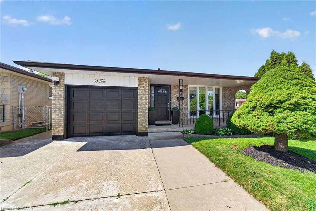 10 Glen Cannon Drive