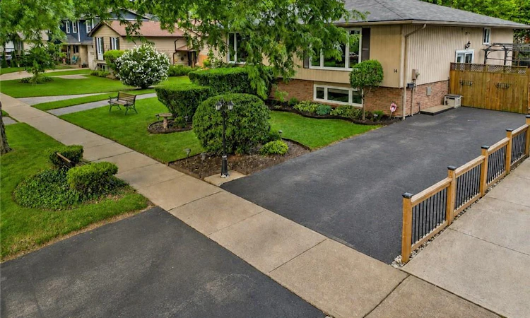 14 Woodeden Road