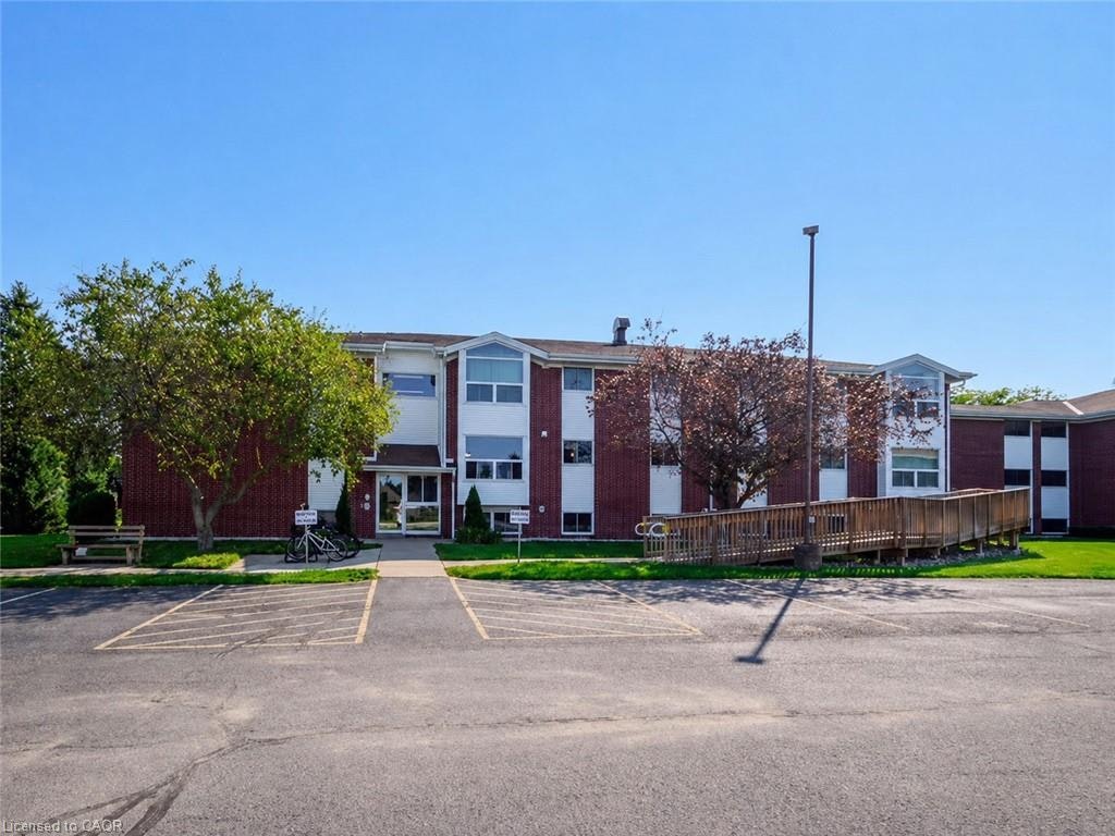 206-60 Donly Drive S, Norfolk County, ON, N3Y 5K3