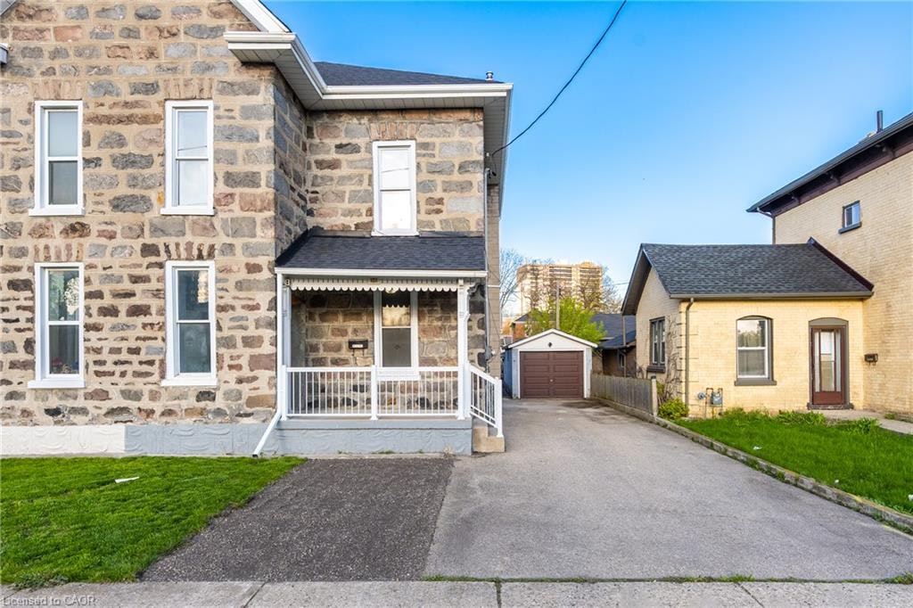 UPPER-101 Water Street S, Cambridge, ON, N1R 3E1 - 3
