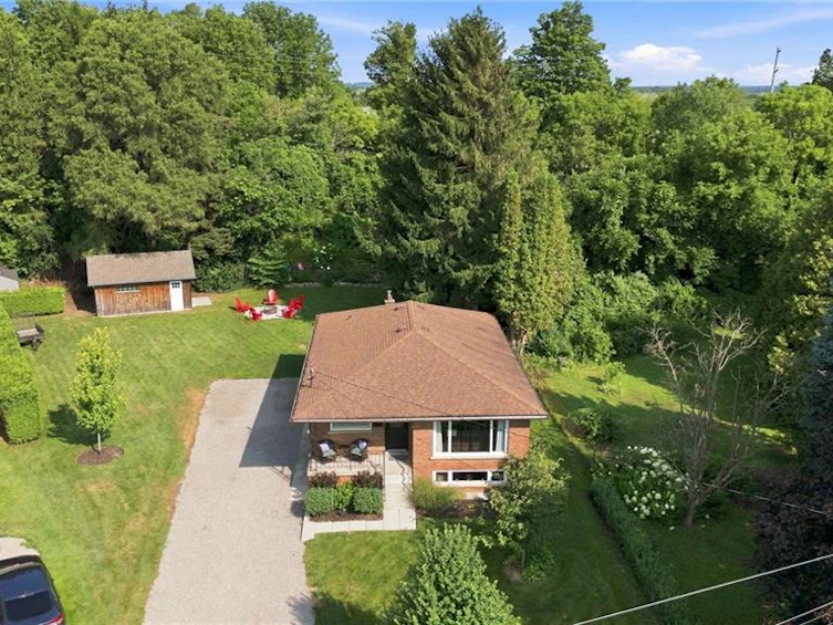 10 Taylor Crescent, Hamilton, ON, L9H 6B3