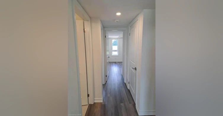 34-235 Chapel Hill Drive, Kitchener, ON, N2R 0S4 - 14