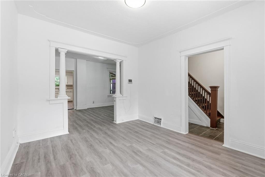 41 Barnesdale Avenue N, Hamilton, ON, L8L 6R7 - 7