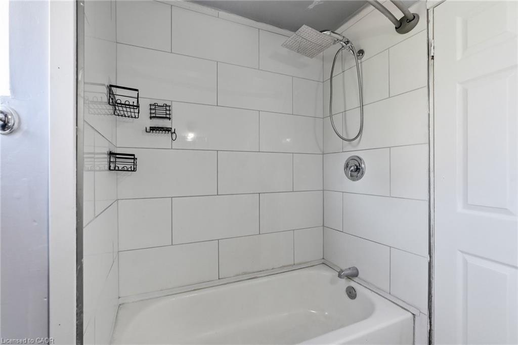 41 Barnesdale Avenue N, Hamilton, ON, L8L 6R7 - 21